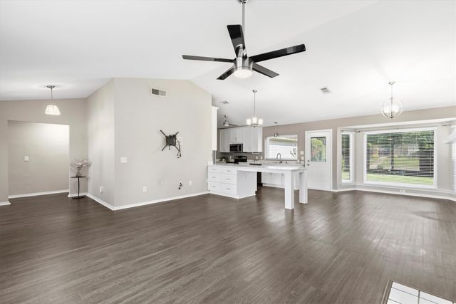 2110 Lansdown Drive, Carrollton, TX 75010