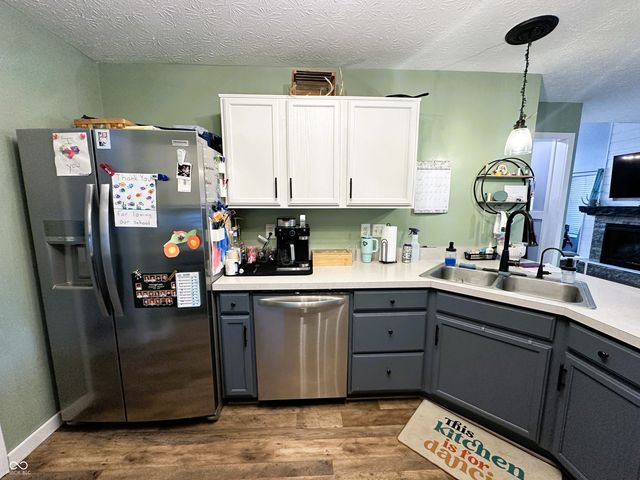 6588 Dunsdin Drive, Plainfield, IN 46168