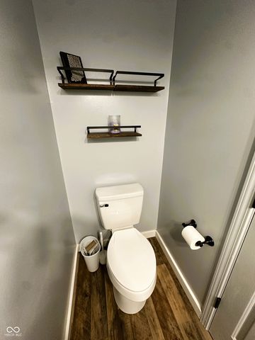 6588 Dunsdin Drive, Plainfield, IN 46168