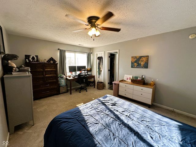 6588 Dunsdin Drive, Plainfield, IN 46168