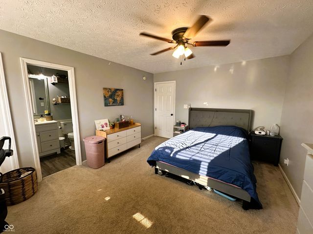 6588 Dunsdin Drive, Plainfield, IN 46168