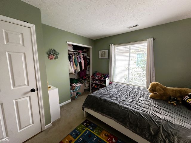 6588 Dunsdin Drive, Plainfield, IN 46168