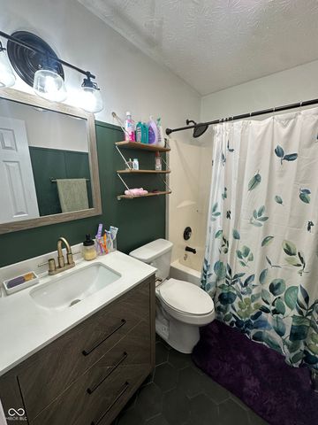 6588 Dunsdin Drive, Plainfield, IN 46168