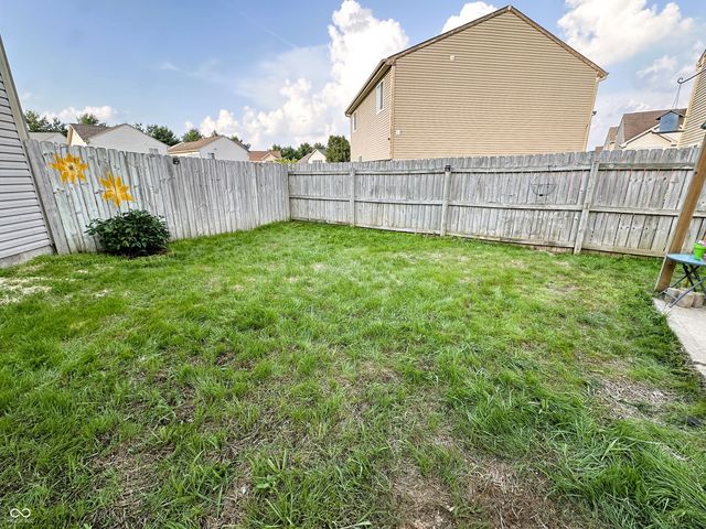 6588 Dunsdin Drive, Plainfield, IN 46168