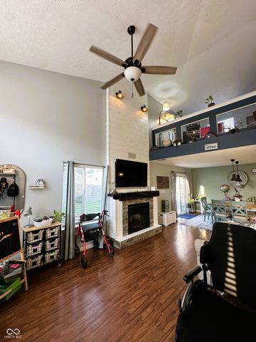 6588 Dunsdin Drive, Plainfield, IN 46168