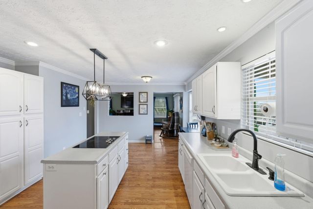 126 Coal Ridge Lane, Georgetown, KY 40324