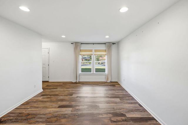 2008 Doomar Drive, Tallahassee, FL 32308