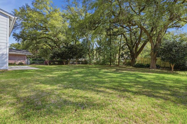 2008 Doomar Drive, Tallahassee, FL 32308