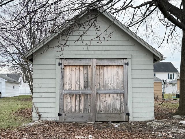 1672 Grand Central Avenue, Elmira, NY 14903