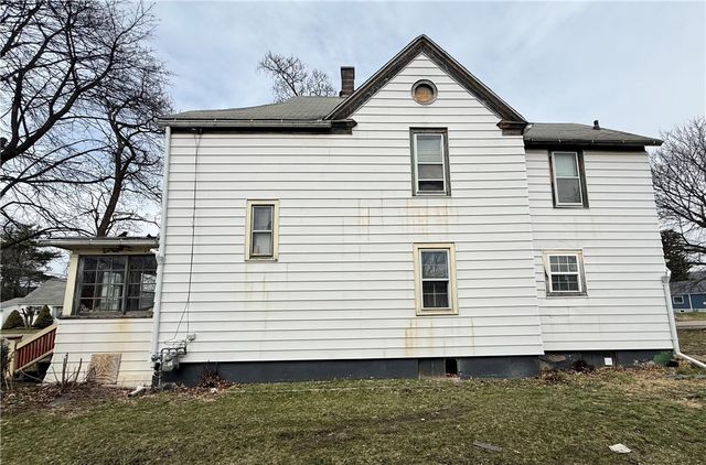 1672 Grand Central Avenue, Elmira, NY 14903