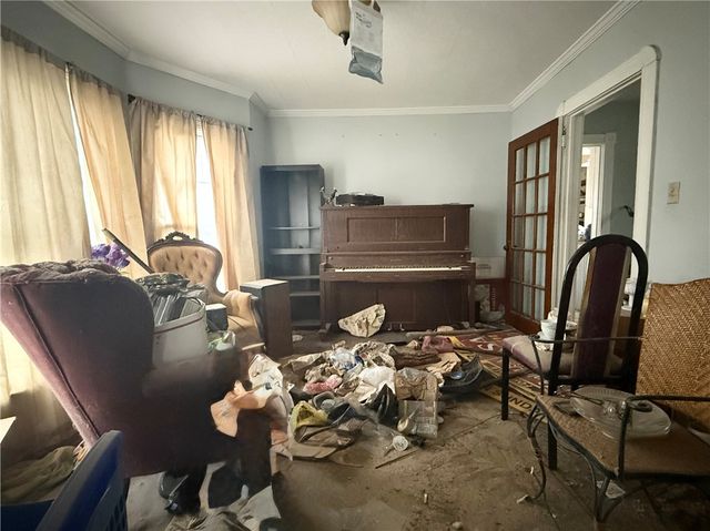 1672 Grand Central Avenue, Elmira, NY 14903