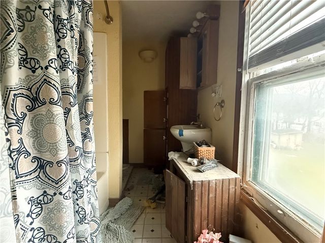 1672 Grand Central Avenue, Elmira, NY 14903