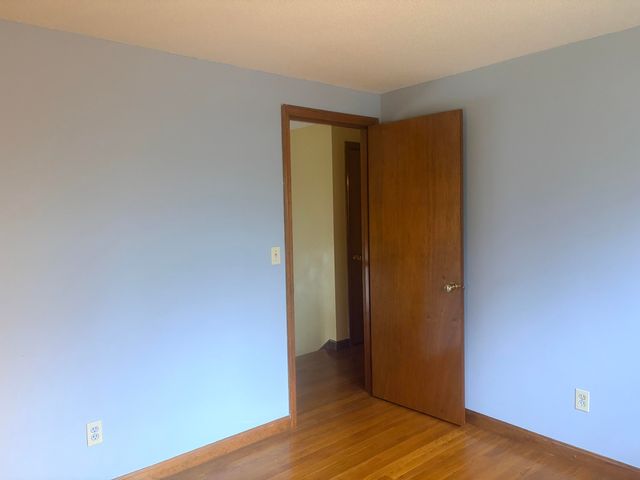 37 Simpson Lane, Freetown, MA 02702