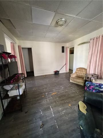 1015 Oak Street, Elmira City, NY 14901