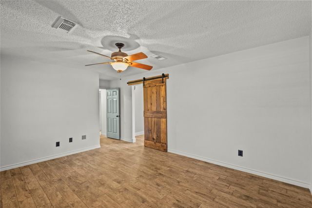 5018 Starboard Lane, Dickinson, TX 77539