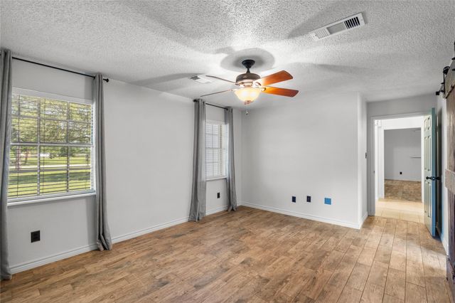 5018 Starboard Lane, Dickinson, TX 77539