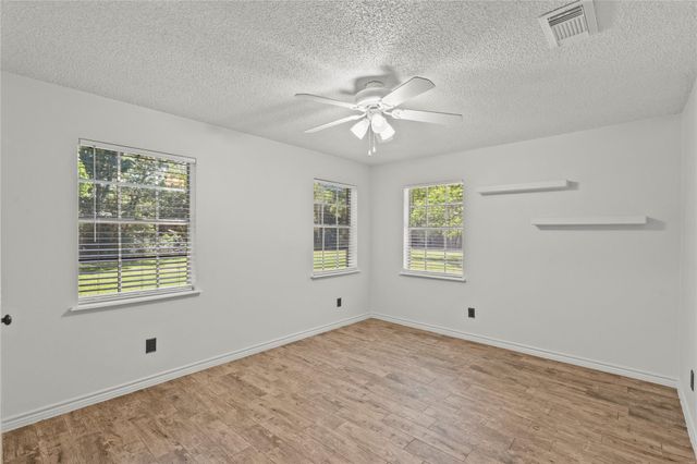5018 Starboard Lane, Dickinson, TX 77539