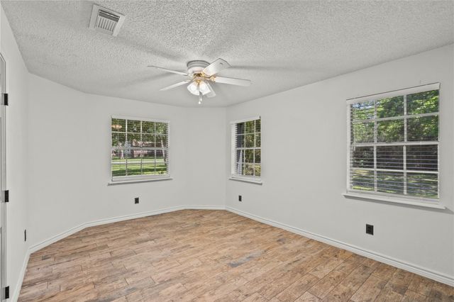 5018 Starboard Lane, Dickinson, TX 77539