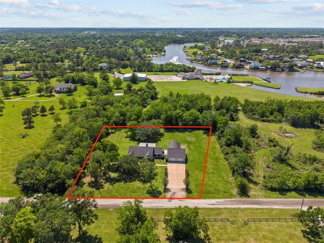 5018 Starboard Lane, Dickinson, TX 77539