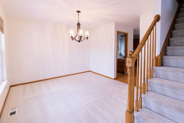 3910 122nd Street, Urbandale, IA 50323