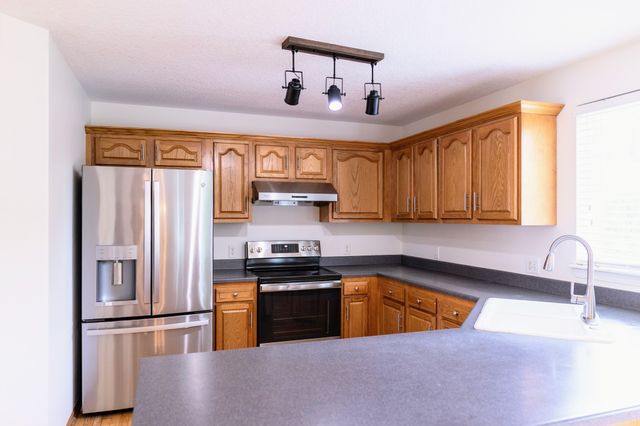 3910 122nd Street, Urbandale, IA 50323