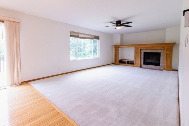 3910 122nd Street, Urbandale, IA 50323
