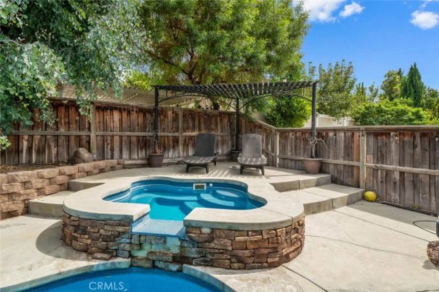 6072 Cedar Creek Road, Eastvale, CA 92880