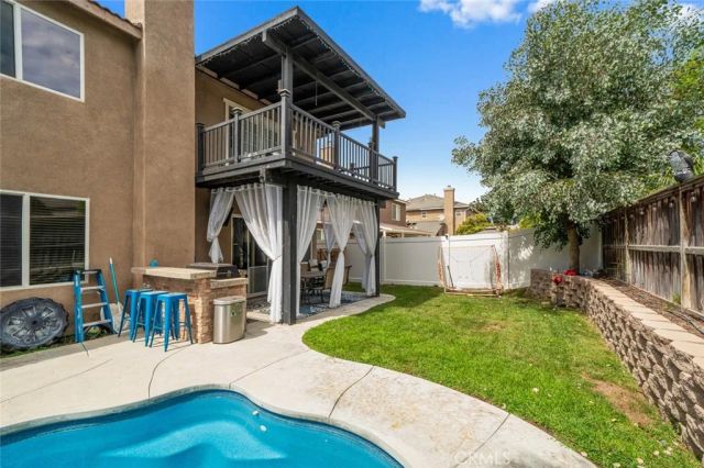 6072 Cedar Creek Road, Eastvale, CA 92880