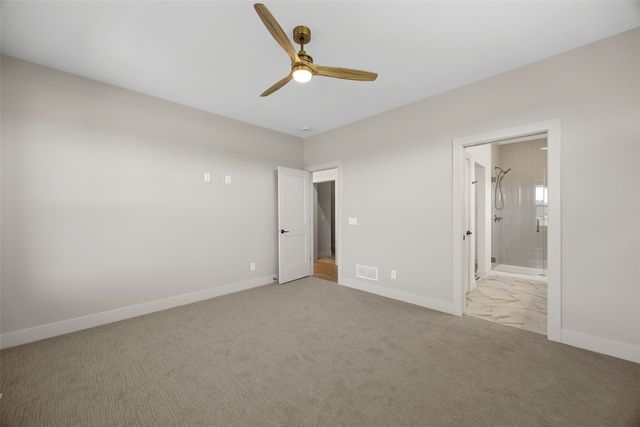1986 Royal Oak Ridge Road, Marion, IA 52302