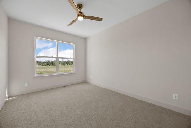 1986 Royal Oak Ridge Road, Marion, IA 52302