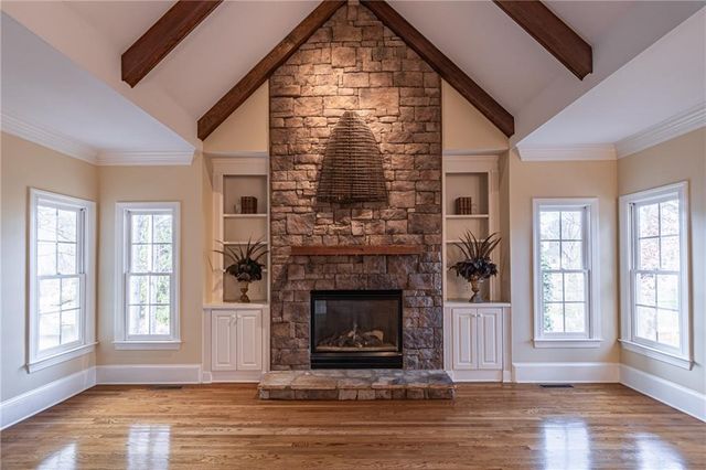 2169 Glenmore Lane, Snellville, GA 30078