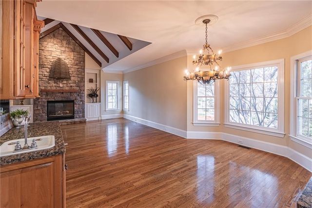 2169 Glenmore Lane, Snellville, GA 30078