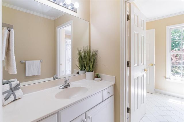 2169 Glenmore Lane, Snellville, GA 30078