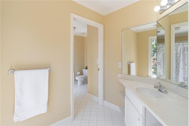 2169 Glenmore Lane, Snellville, GA 30078