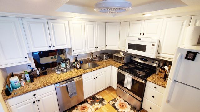 2515 NE 1st Court 209, Boynton Beach, FL 33435