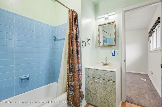 3678 Trianon Trail, Holt, MI 48842