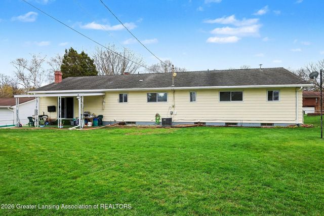 3678 Trianon Trail, Holt, MI 48842
