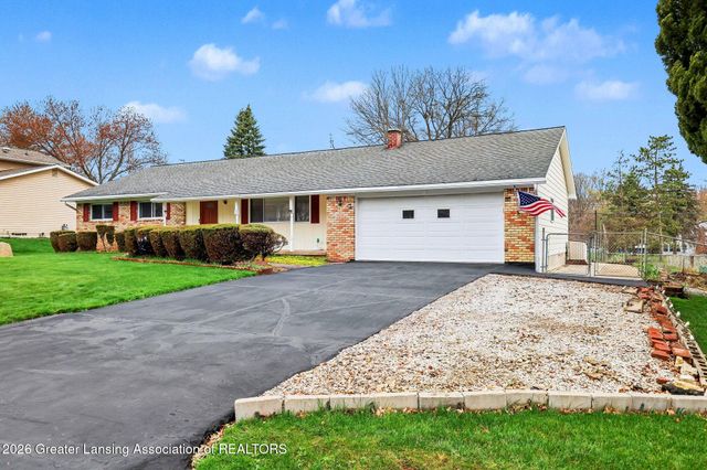 3678 Trianon Trail, Holt, MI 48842