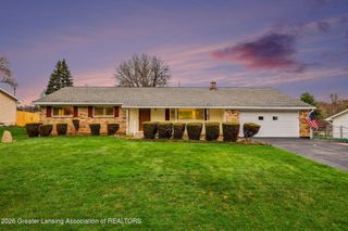 3678 Trianon Trail, Holt, MI 48842
