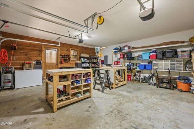 288 Panther Creek Road, Sevierville, TN 37876