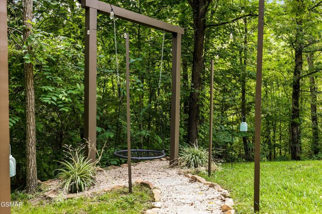 288 Panther Creek Road, Sevierville, TN 37876