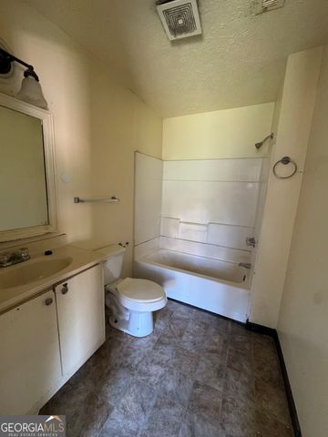 1004 Mapp Street, Madison, GA 30650