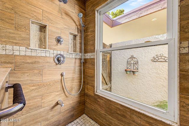 7532 W VILLA THERESA Drive, Glendale, AZ 85308