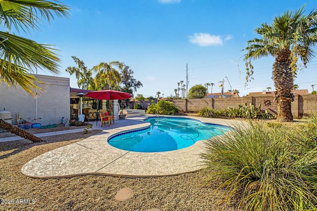 7532 W VILLA THERESA Drive, Glendale, AZ 85308