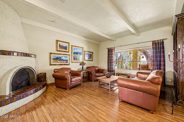 7532 W VILLA THERESA Drive, Glendale, AZ 85308