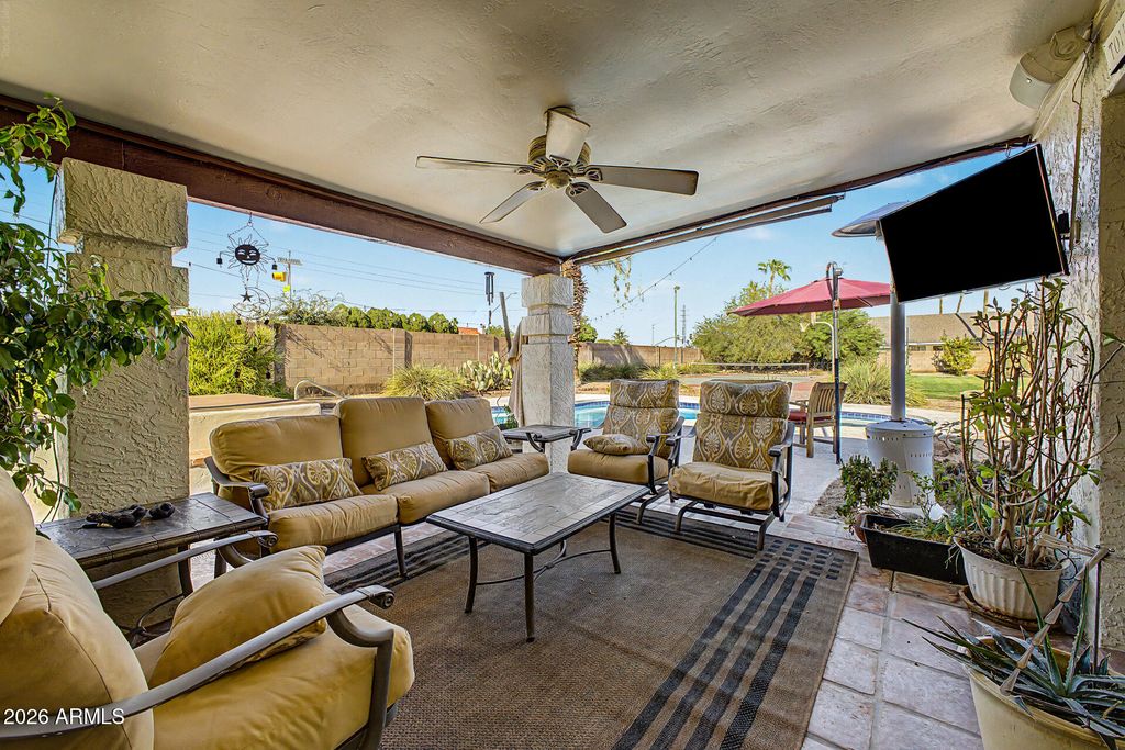 7532 W VILLA THERESA Drive, Glendale, AZ 85308 — photo 5
