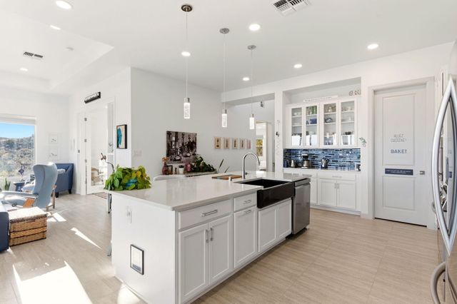 5731 Venada Court NE, Rio Rancho, NM 87144