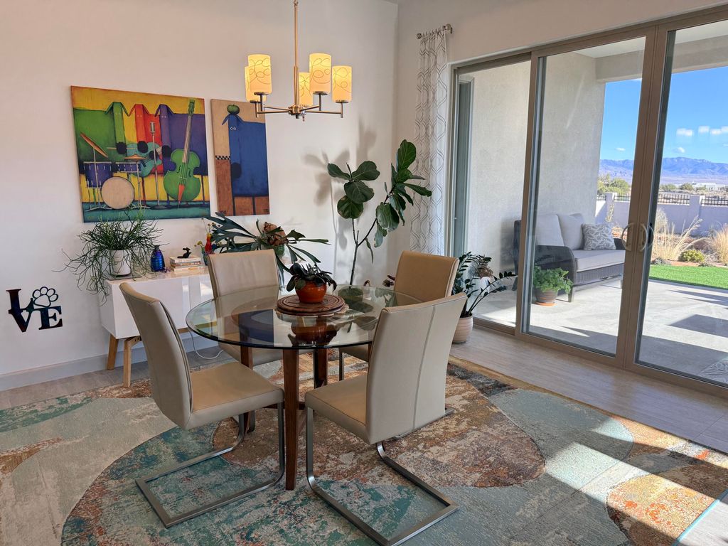 Image 15 of property listing at 5731 Venada Court NE, Rio Rancho, NM 87144