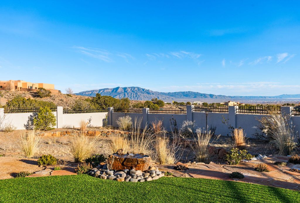 Image 34 of property listing at 5731 Venada Court NE, Rio Rancho, NM 87144