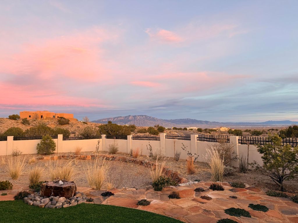 Image 39 of property listing at 5731 Venada Court NE, Rio Rancho, NM 87144